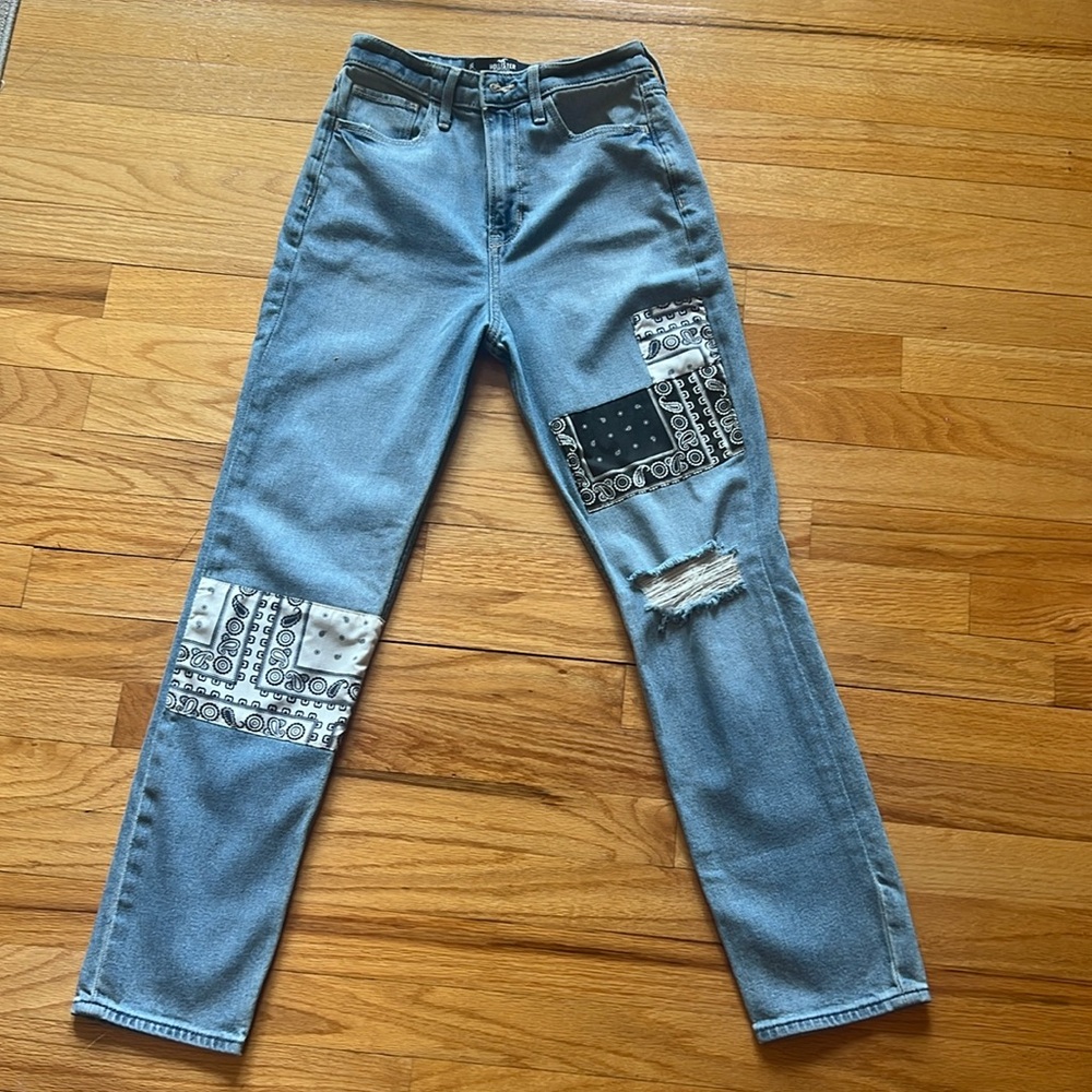 Unique Jeans with Bandana Stitching - Picture 1 of 7